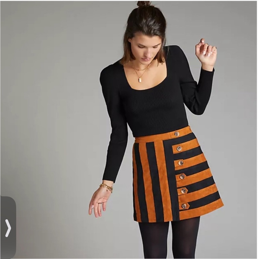 Faux Suede Anthropologie mini skirt size 6 like new